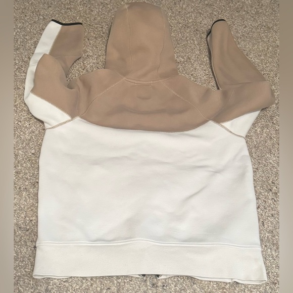 Nike Sportswear Tech Fleece Windrunner Full-Zip Hoodie - Picture 2 of 5